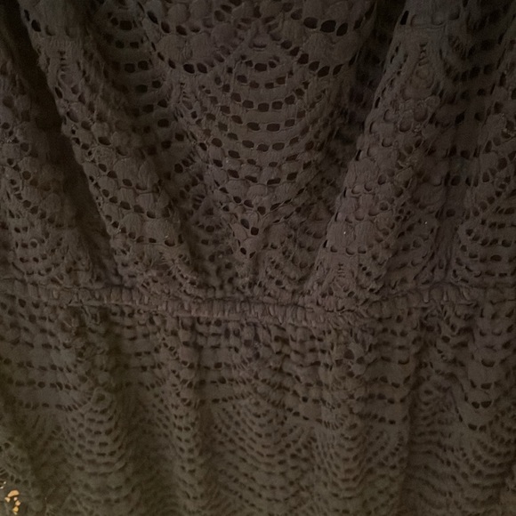 Lilly Pulitzer Lana Skort Romper Size S True Navy Scalloped Shell Lace EUC - Picture 8 of 13